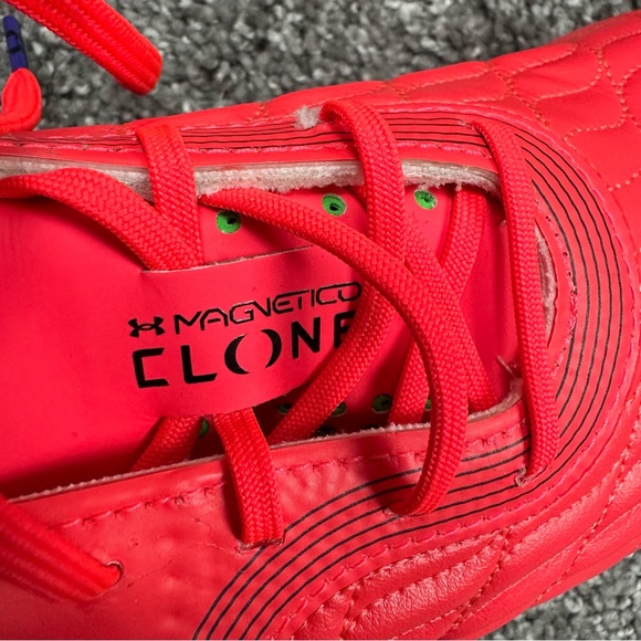 Under Armour Magnetico Pro 3 FG Women Soccer Cleats Sz 7.5 Red/Green 3027497-600 - Picture 11 of 14